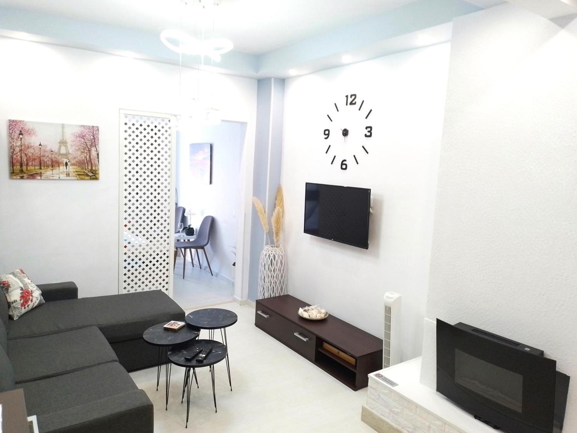 Niko'S Apartment - Beautiful Sea View Apartment ! Peraía Екстериор снимка